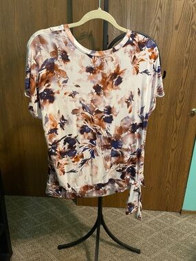 Simply Vera Vera Wang Floral Tie-Hem Top in Dusty Rose, Navy & Rust